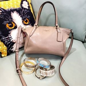 BEUTIFUL COACH KELSEY